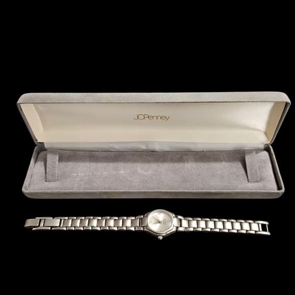 Nine & Company Women’s Silver Tone Watch 7” Hong Kong Quartz Needs Battery Box - Picture 1 of 4